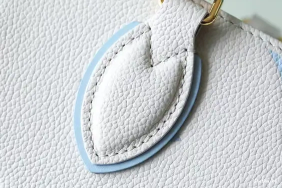 LOUIS ONTHEGO VUITTON MM 0628
